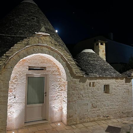 Trulli Luce Apartment อัลเบโรเบลโล ภายนอก รูปภาพ